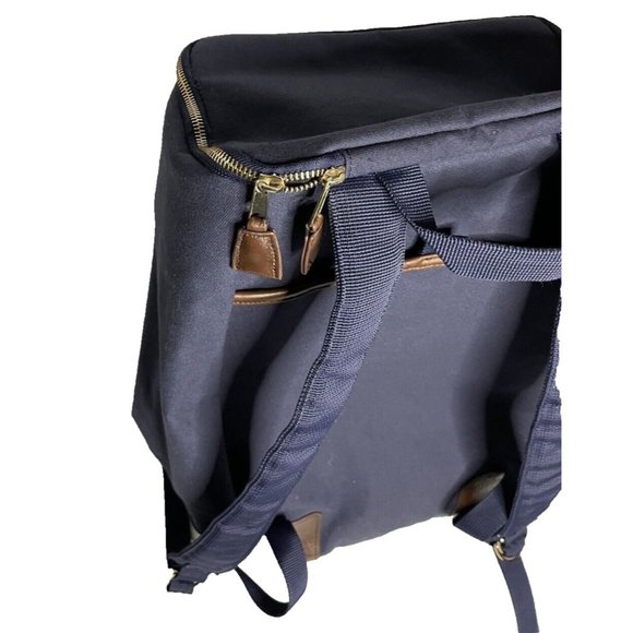 Disney Aulani Dark Blue Backpack Hawaii Day Pack, Travel Bag Carry On 17\